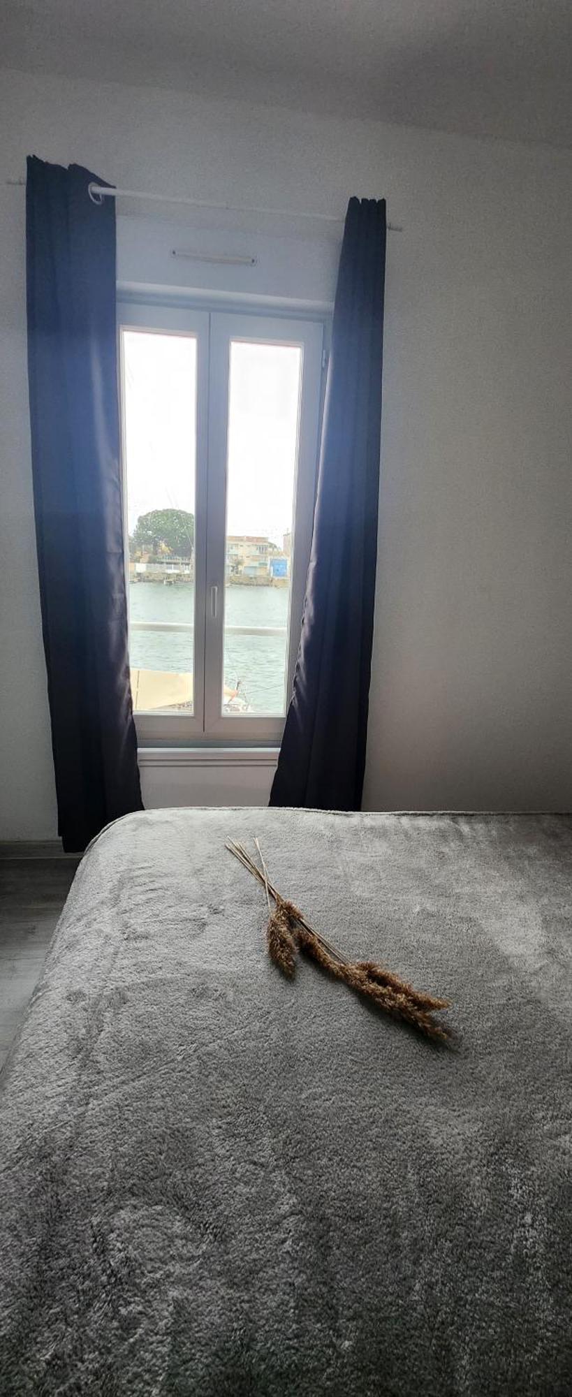 Le Peche Mignon - Appart 1 - Locationlatamarissiere Agde Exterior photo